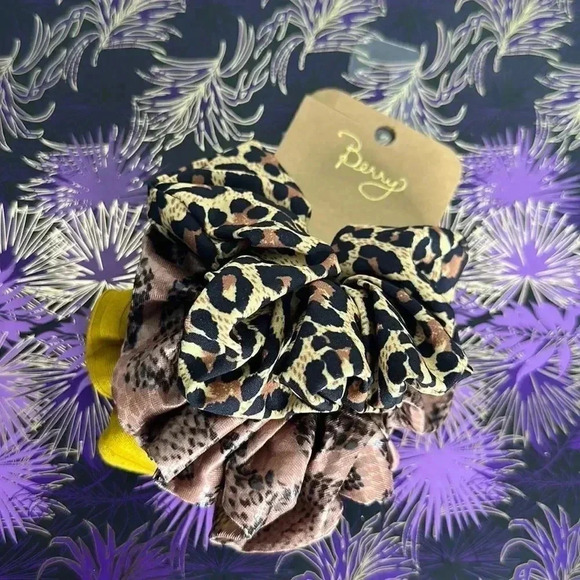 Berry 3 Hair tie Bundle - Picture 1 of 6